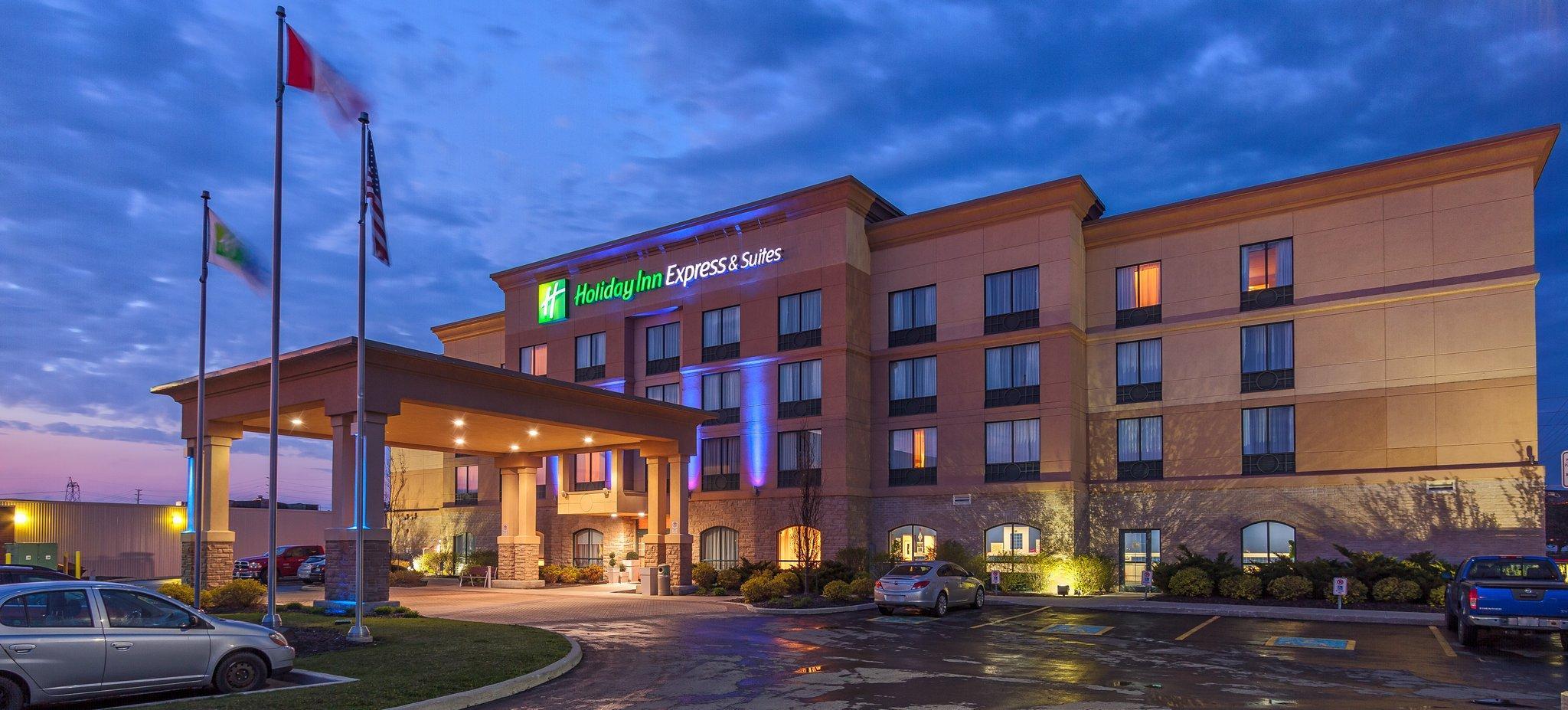 Holiday Inn Express & Suites - Belleville By Ihg מראה חיצוני תמונה
