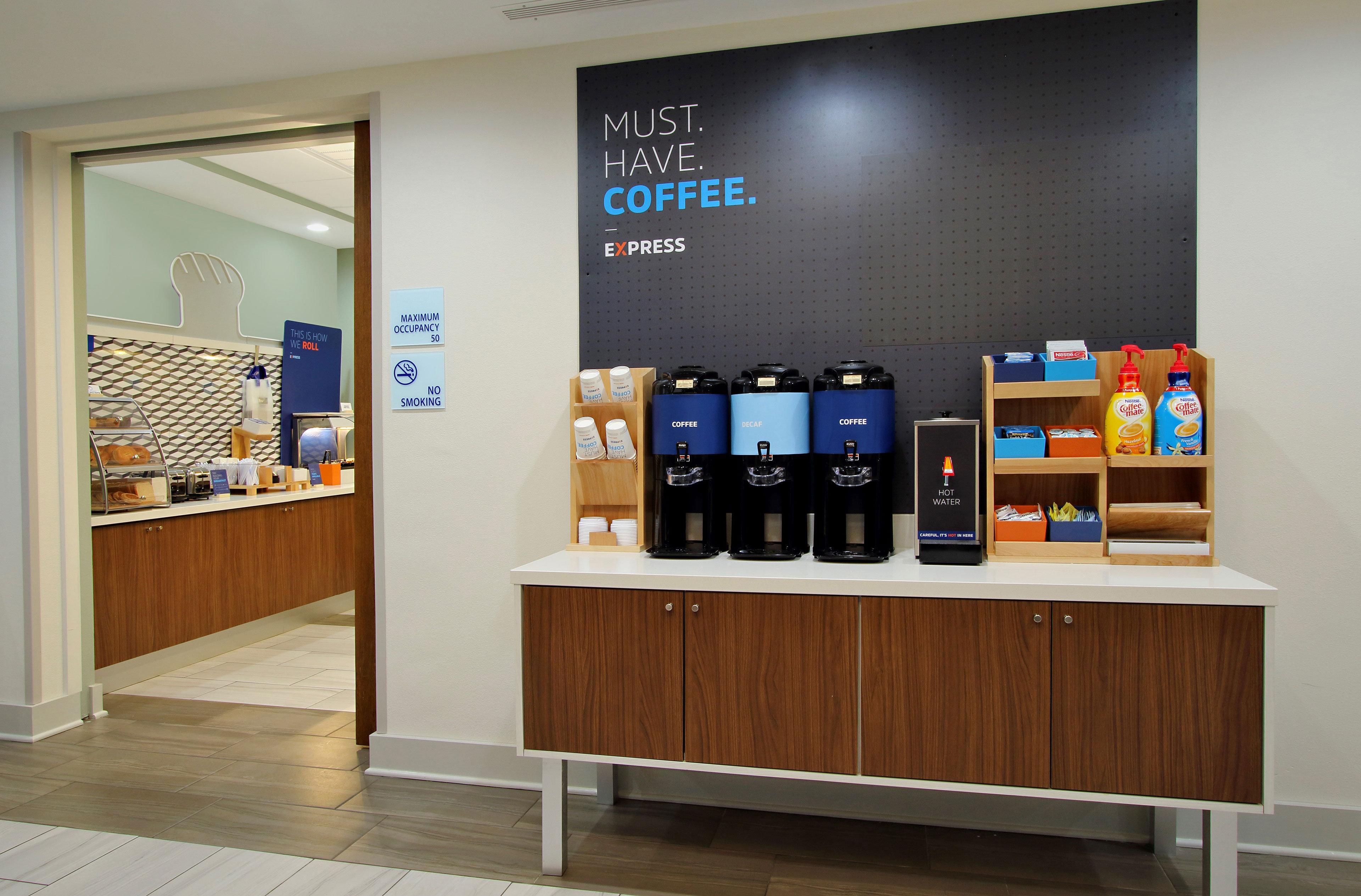 Holiday Inn Express & Suites - Belleville By Ihg מראה חיצוני תמונה
